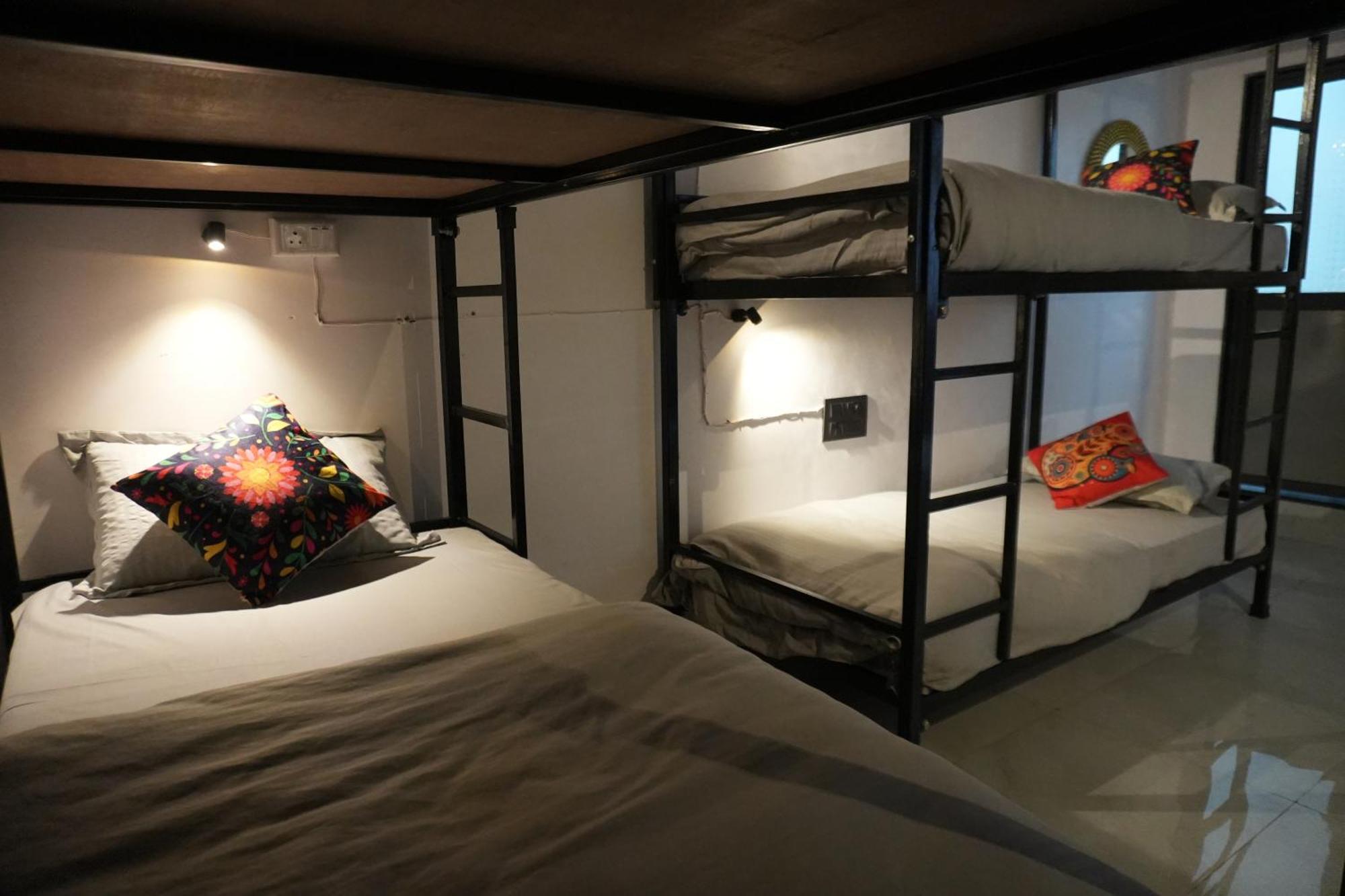 Hotel Funky Backpackers Udajpur Zewnętrze zdjęcie