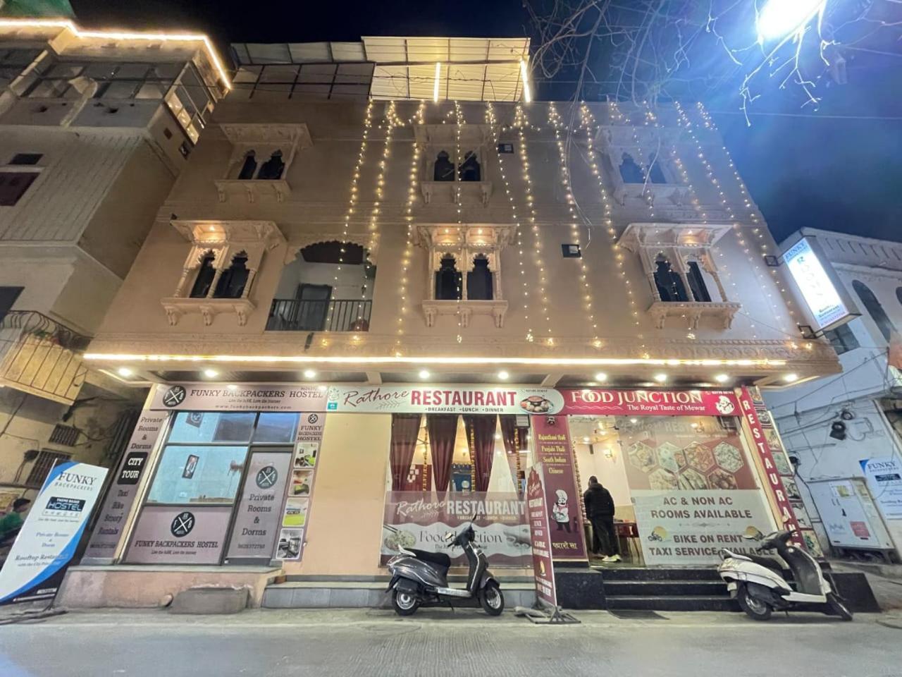Hotel Funky Backpackers Udajpur Zewnętrze zdjęcie